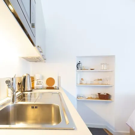 Appartement Fully Equipped Air-conditioned Studio Under The Roofs Of Old *